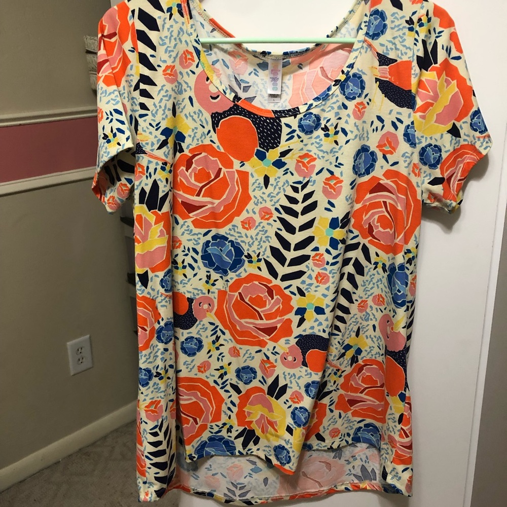 Lularoe classic T